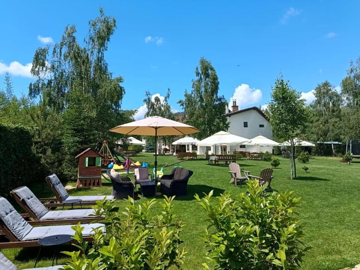 Natura Family Resort Avrig Exteriör bild