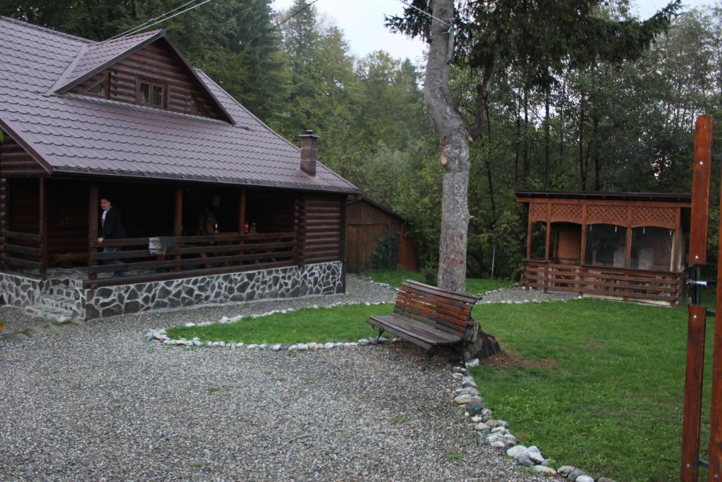 Natura Family Resort Avrig Exteriör bild